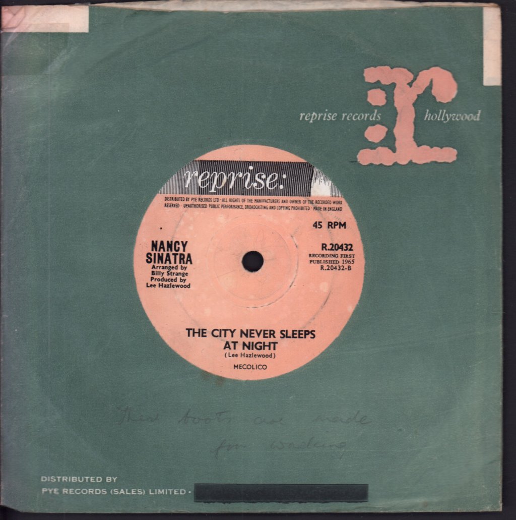Nancy Sinatra - These Boots Are Made For Walkin' - 7 Inch