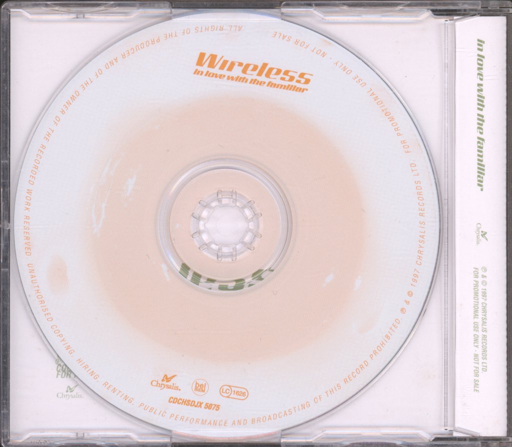 Wireless (90'S Indie Group) - In Love With The Familiar - Cd