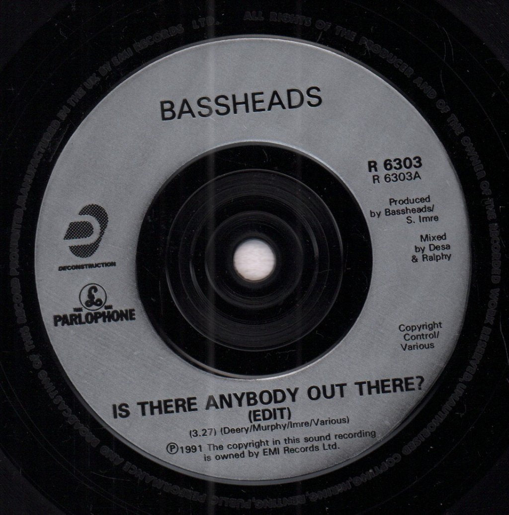 Bassheads - Is There Anybody Out There - 7 Inch