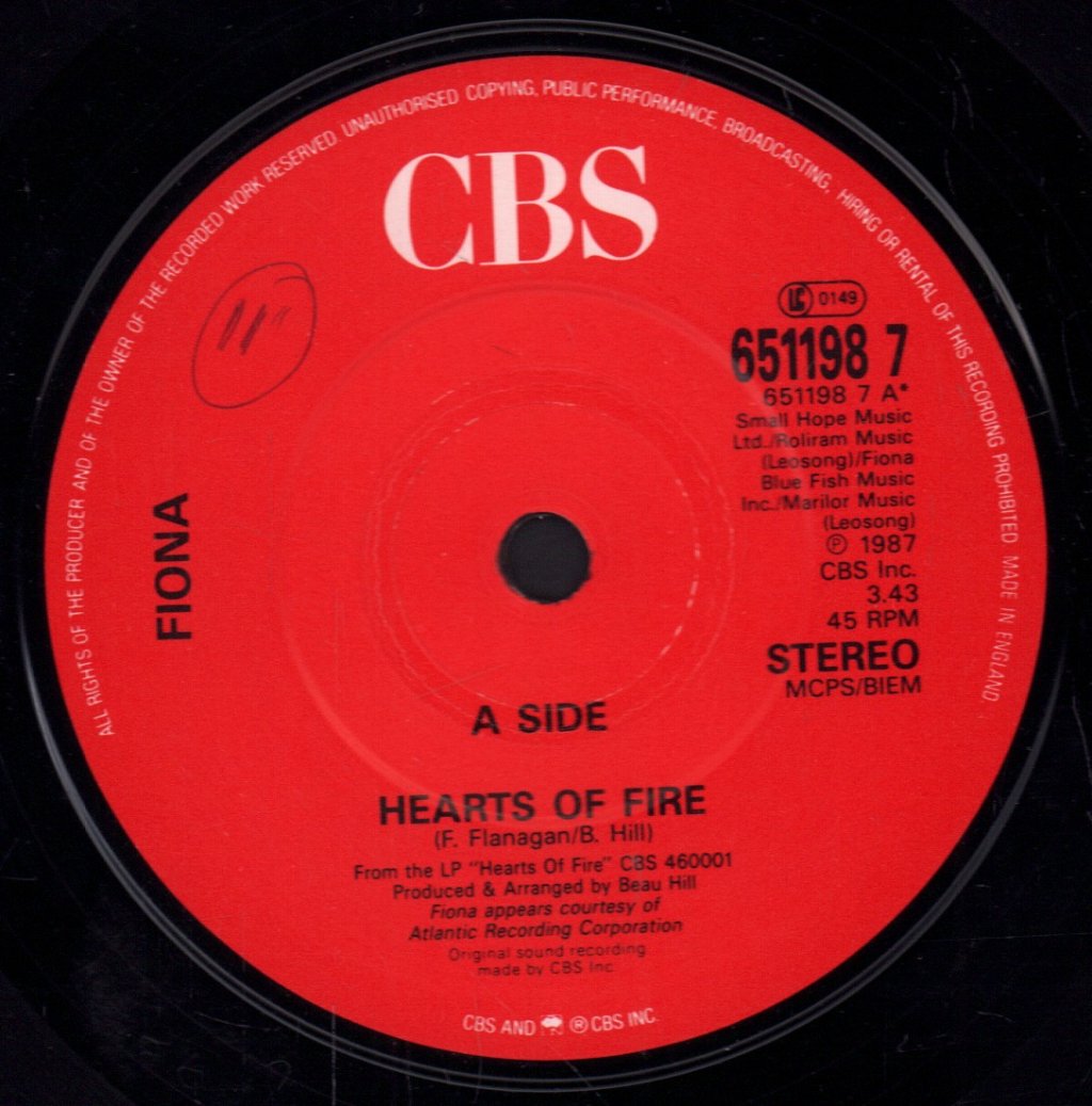 Fiona (Pop/Rock) - Hearts Of Fire - 7 Inch