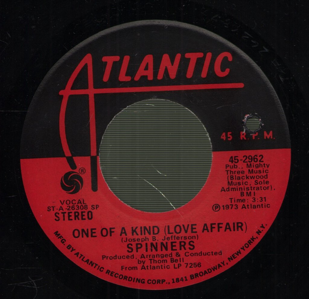 Spinners (Soul Group) - Don't Let The Green Grass Fool You/One Of A Kind - 7 Inch