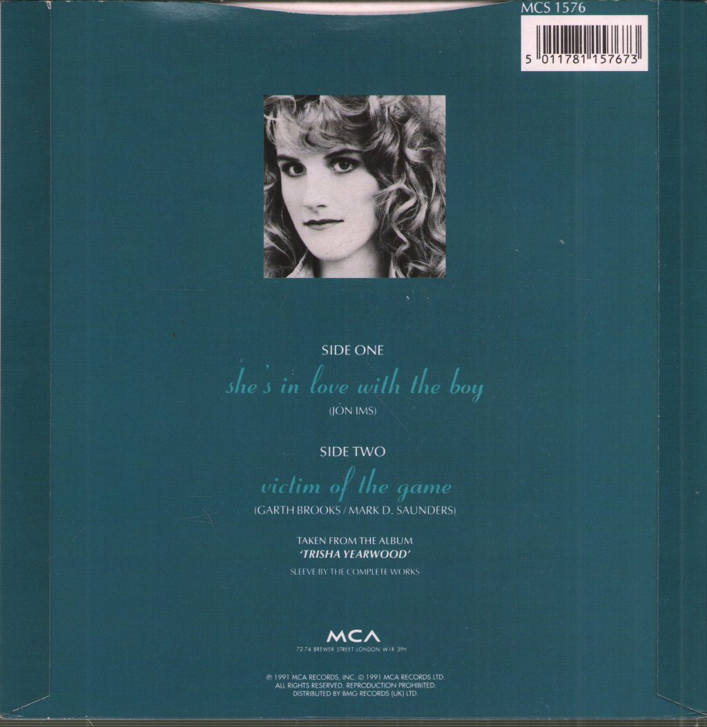 Trisha Yearwood - She's In Love With The Boy - 7 Inch