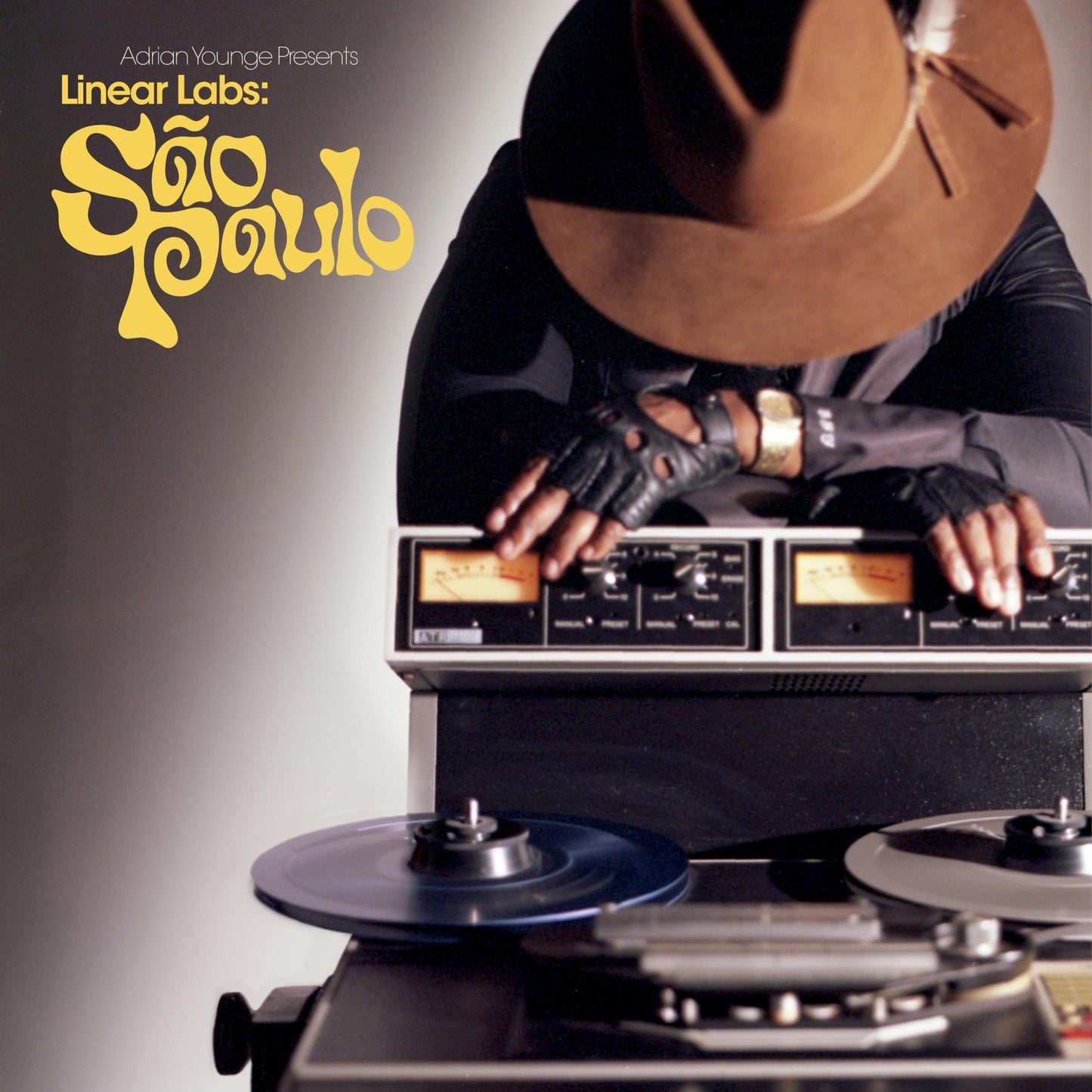 Adrian Younge - Adrian Younge Presents Linear Labs: Sao Paulo - Lp