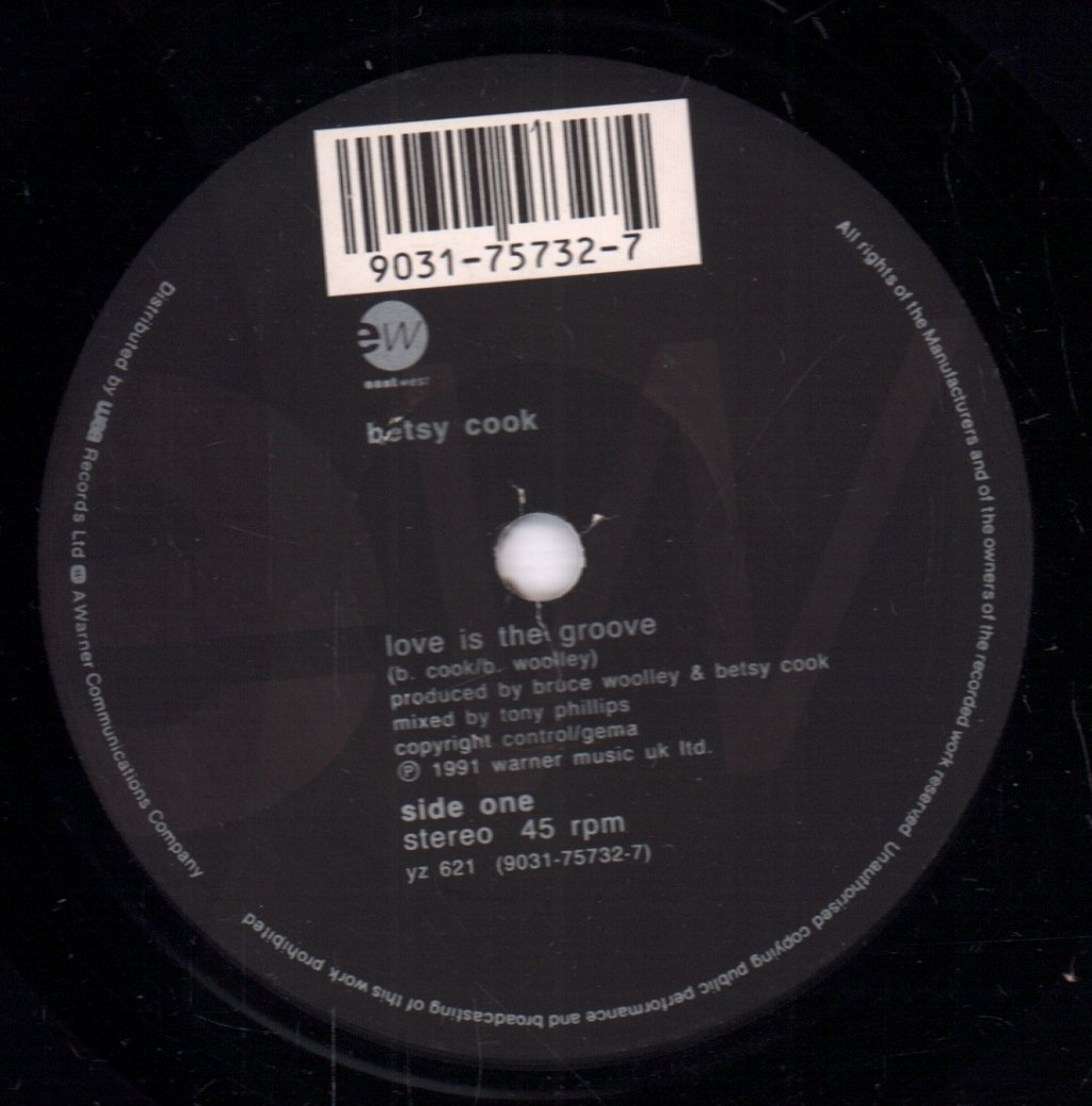 Betsy Cook - Love Is The Groove - 7 Inch