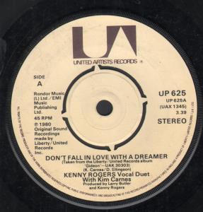 Kenny Rogers With Kim Carnes - Don't Fall In Love With A Dreamer - 7 Inch