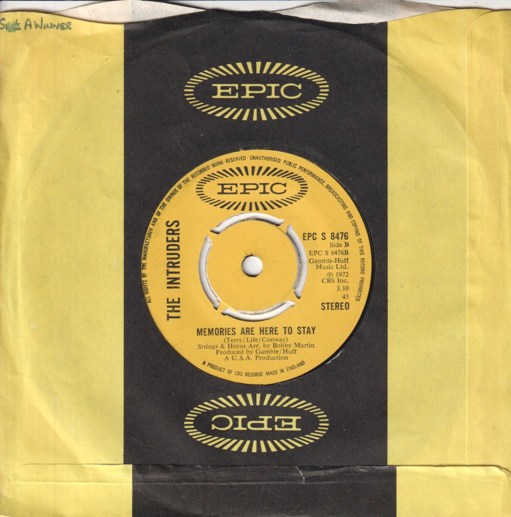 Intruders (70'S Group) - Win Place Or Show She's A Winner - 7 Inch