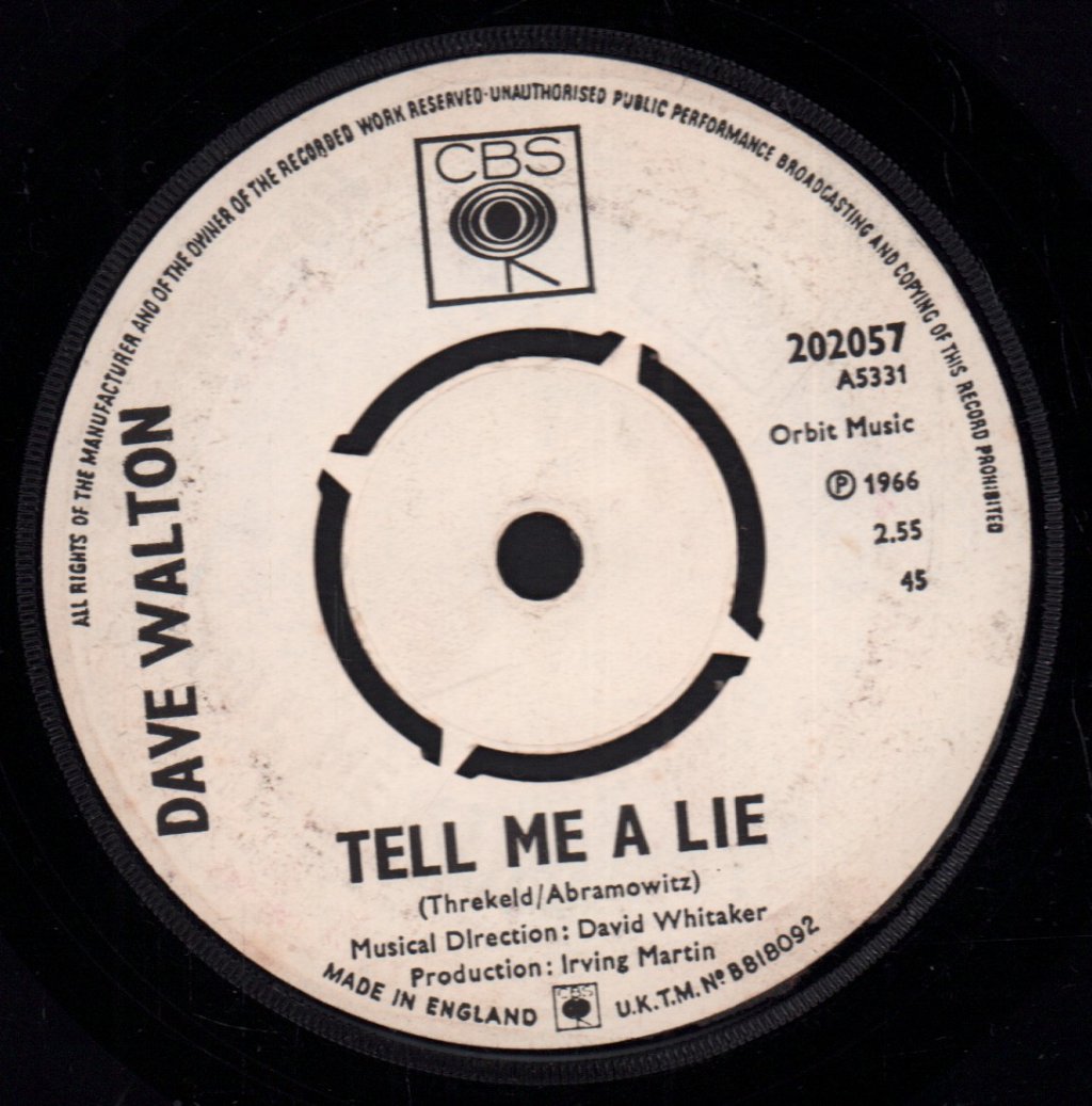 Dave Walton - Love Ain't What It Used To Be - 7 Inch