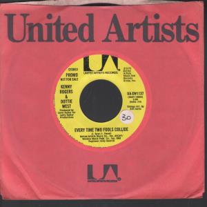 Kenny Rogers And Dottie West - Everytime Two Fools Collide - 7 Inch
