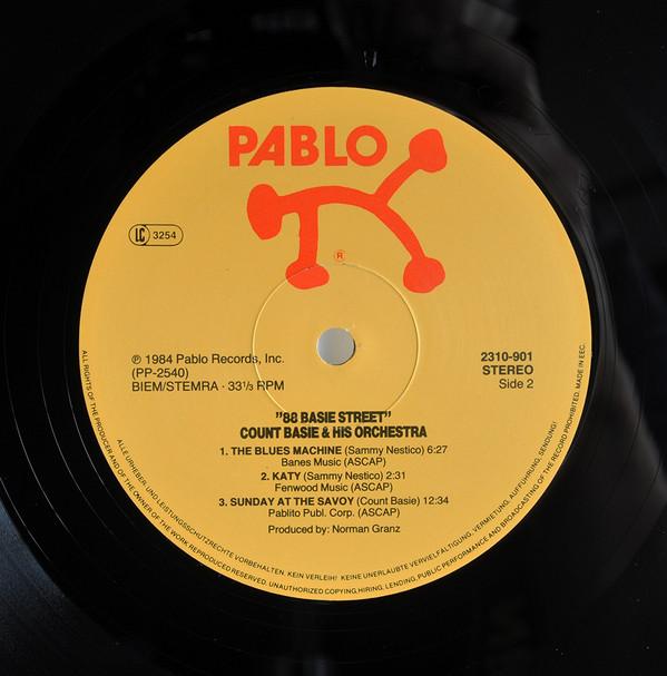 Count Basie Orchestra - "88 Basie Street" - Lp