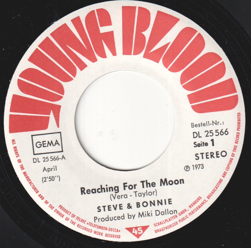 Steve And Bonnie - Reaching For The Moon - 7 Inch