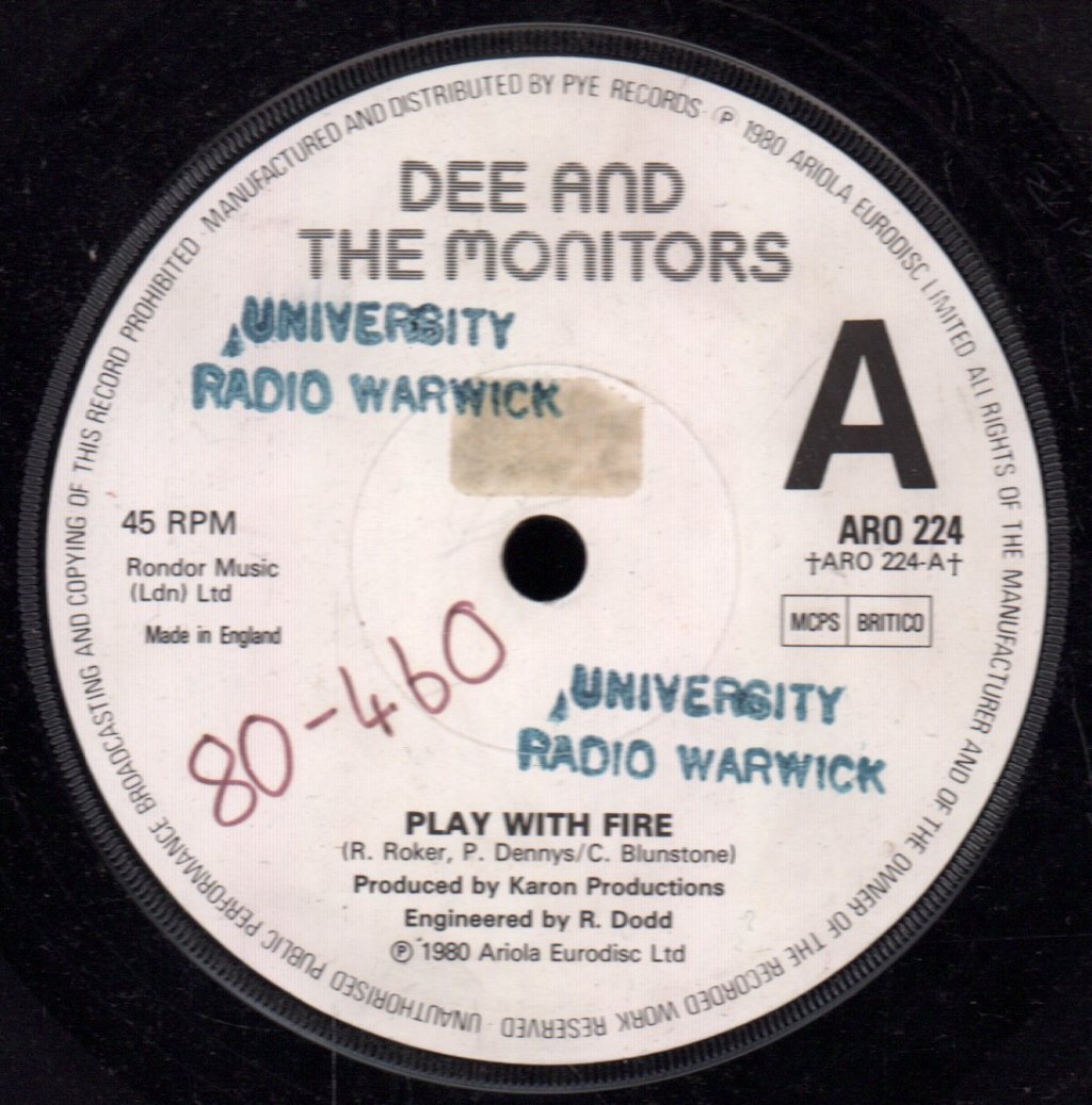 Dee And The Monitors - Play With Fire - 7 Inch