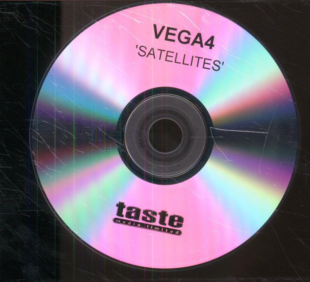 Vega4 - Satellites - Cdr