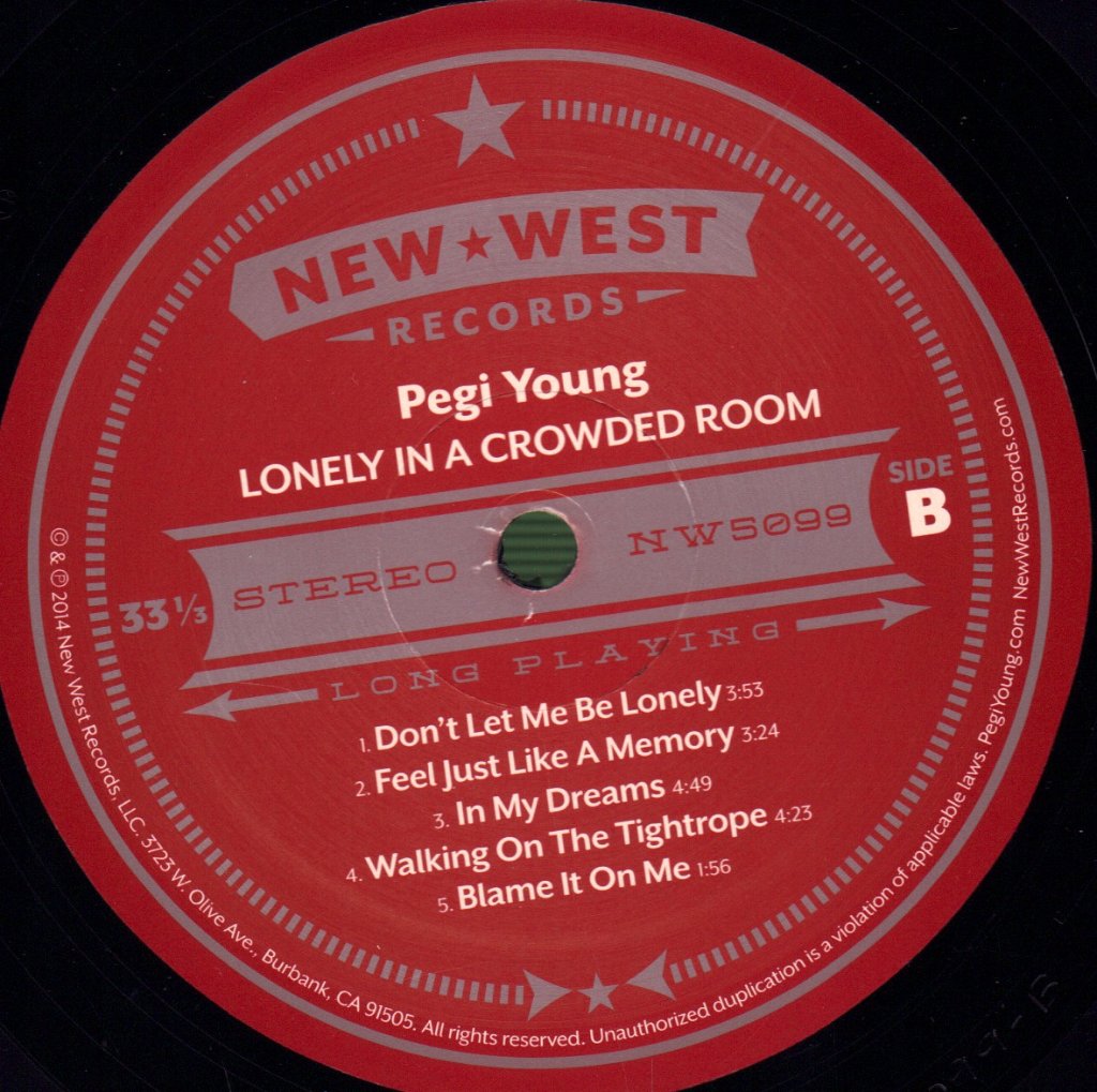 Pegi Young And The Survivors - Lonely In A Crowded Room - Lp