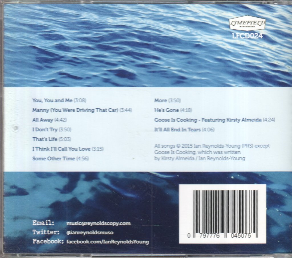 ian reynolds-young - beneath the blue - Cdr