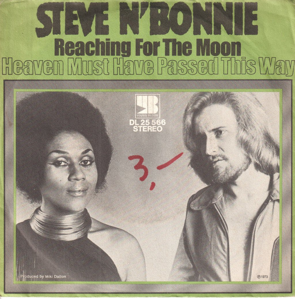 Steve And Bonnie - Reaching For The Moon - 7 Inch