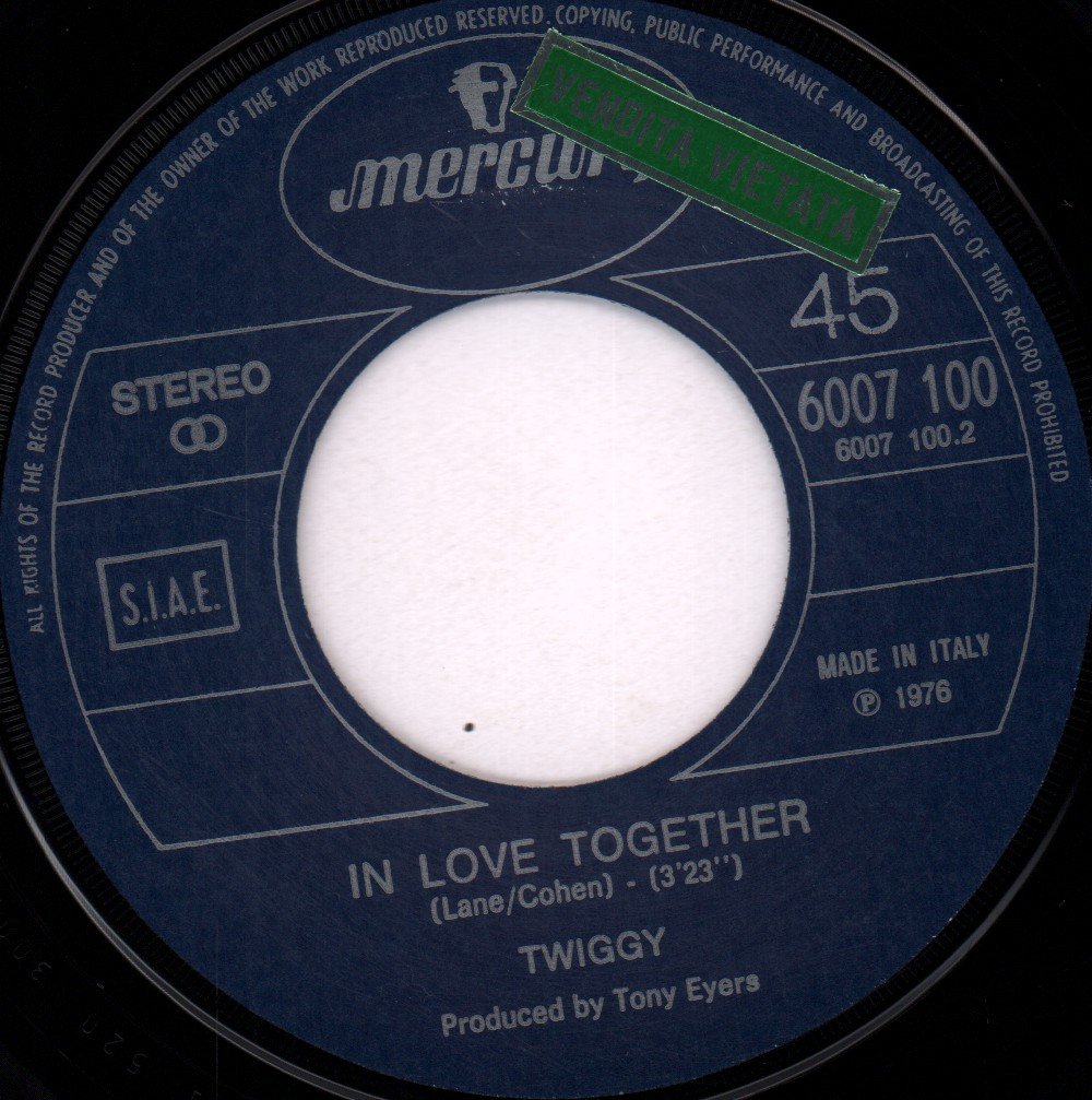 Twiggy - Here I Go Again - 7 Inch
