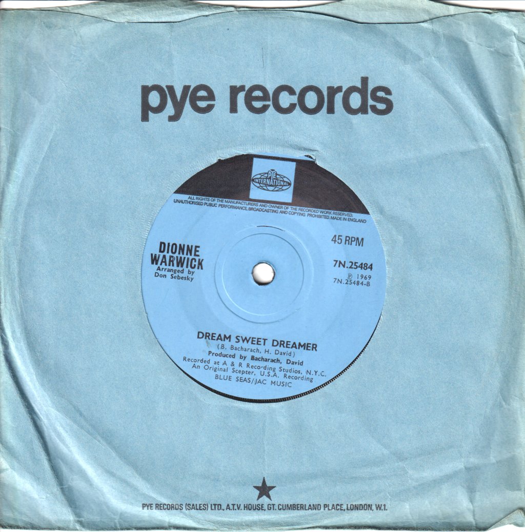 Dionne Warwick - This Girl's In Love With You - 7 Inch