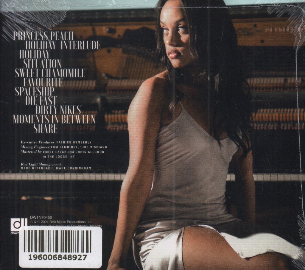 Ruth B - Moments In Between - Cd