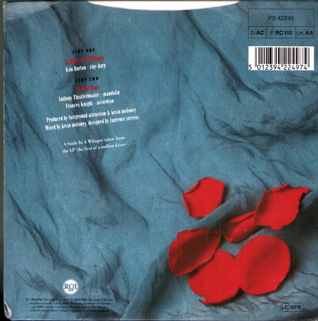 Fairground Attraction - A Smile In A Whisper - 7 Inch