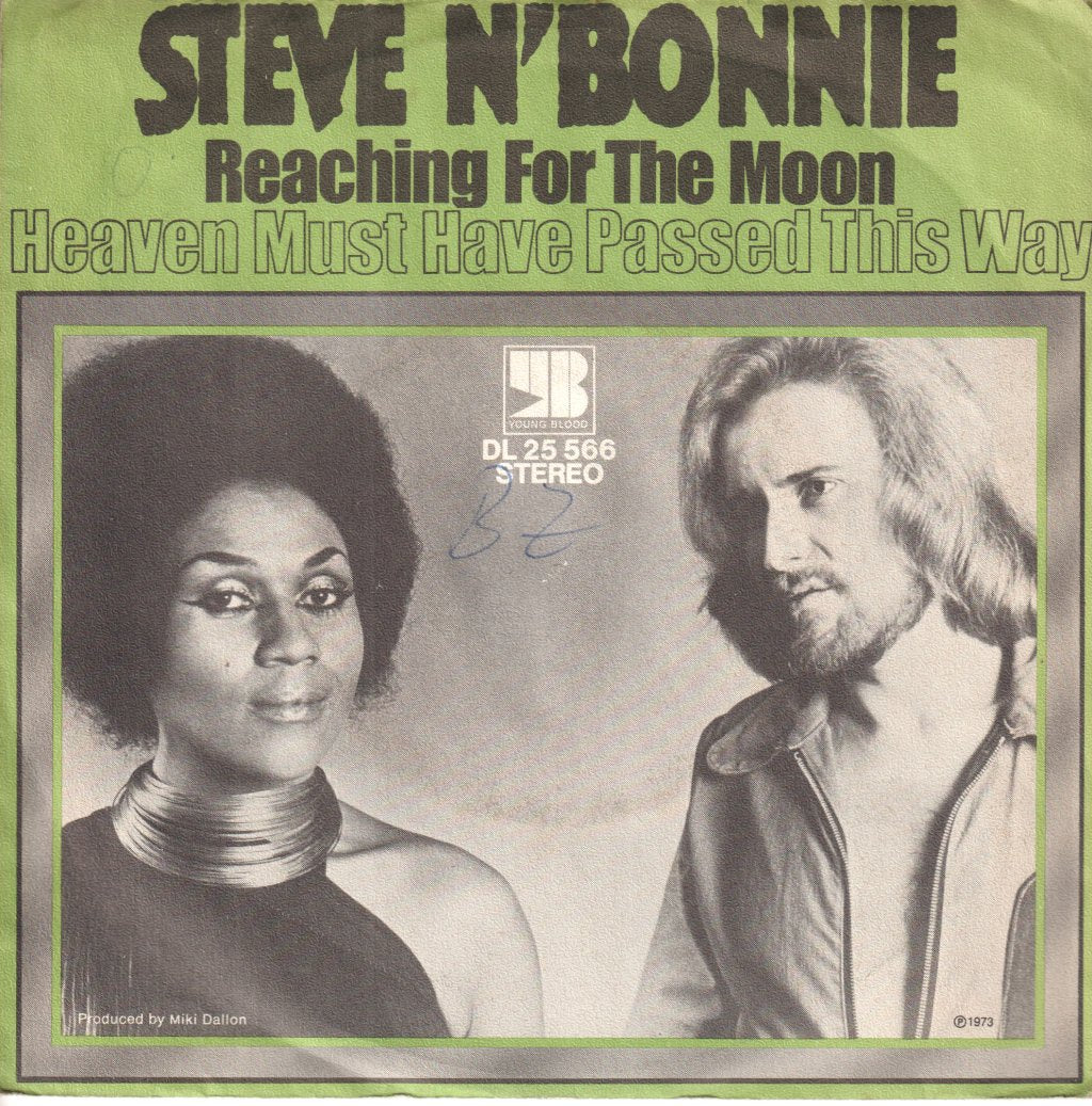 Steve And Bonnie - Reaching For The Moon - 7 Inch