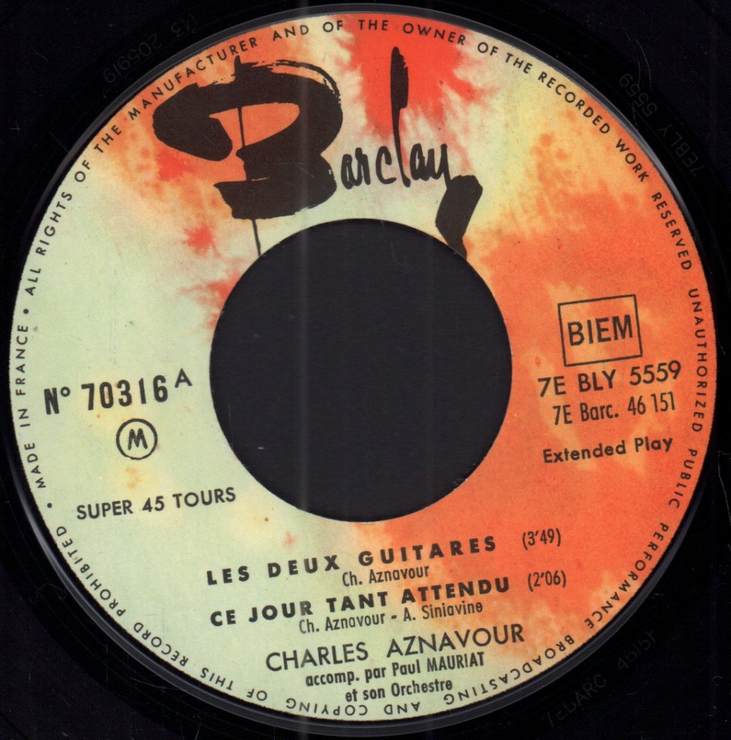 Charles Aznavour - Les Deux Guitares - 7 Inch