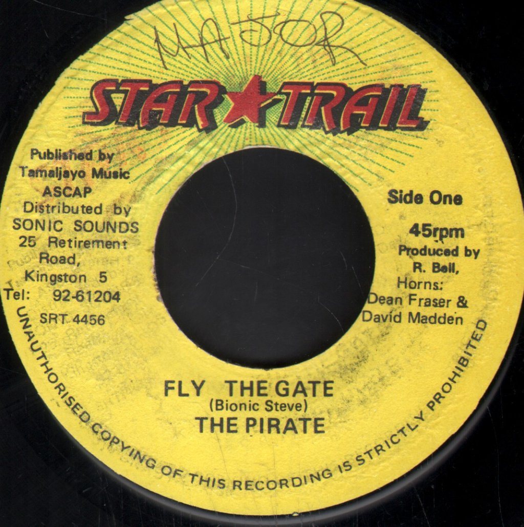 Pirate - Fly The Gate - 7 Inch
