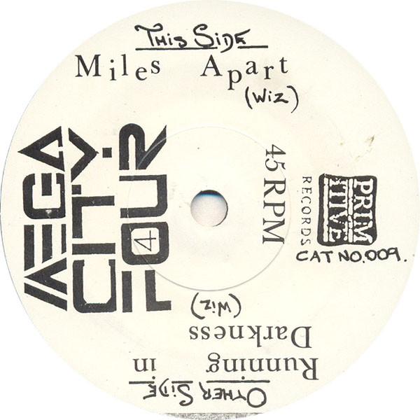 Mega City Four - Miles Apart - 7 Inch