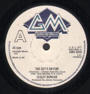 Lesley Duncan - Sky's On Fire - 7 Inch