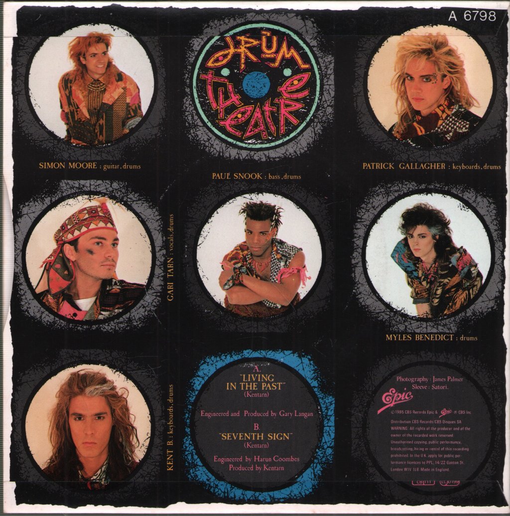 Drum Theatre - Living In The Past - 7 Inch