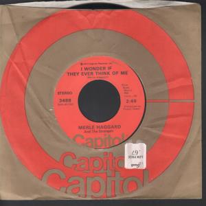 Merle Haggard - I Wonder If They Ever Think Of Me - 7 Inch