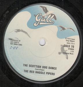 Red Haggle Pipers - Scottish Dog Dance - 7 Inch