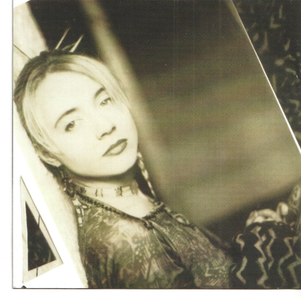 Lynda Upthegrove - tree of life - Cd