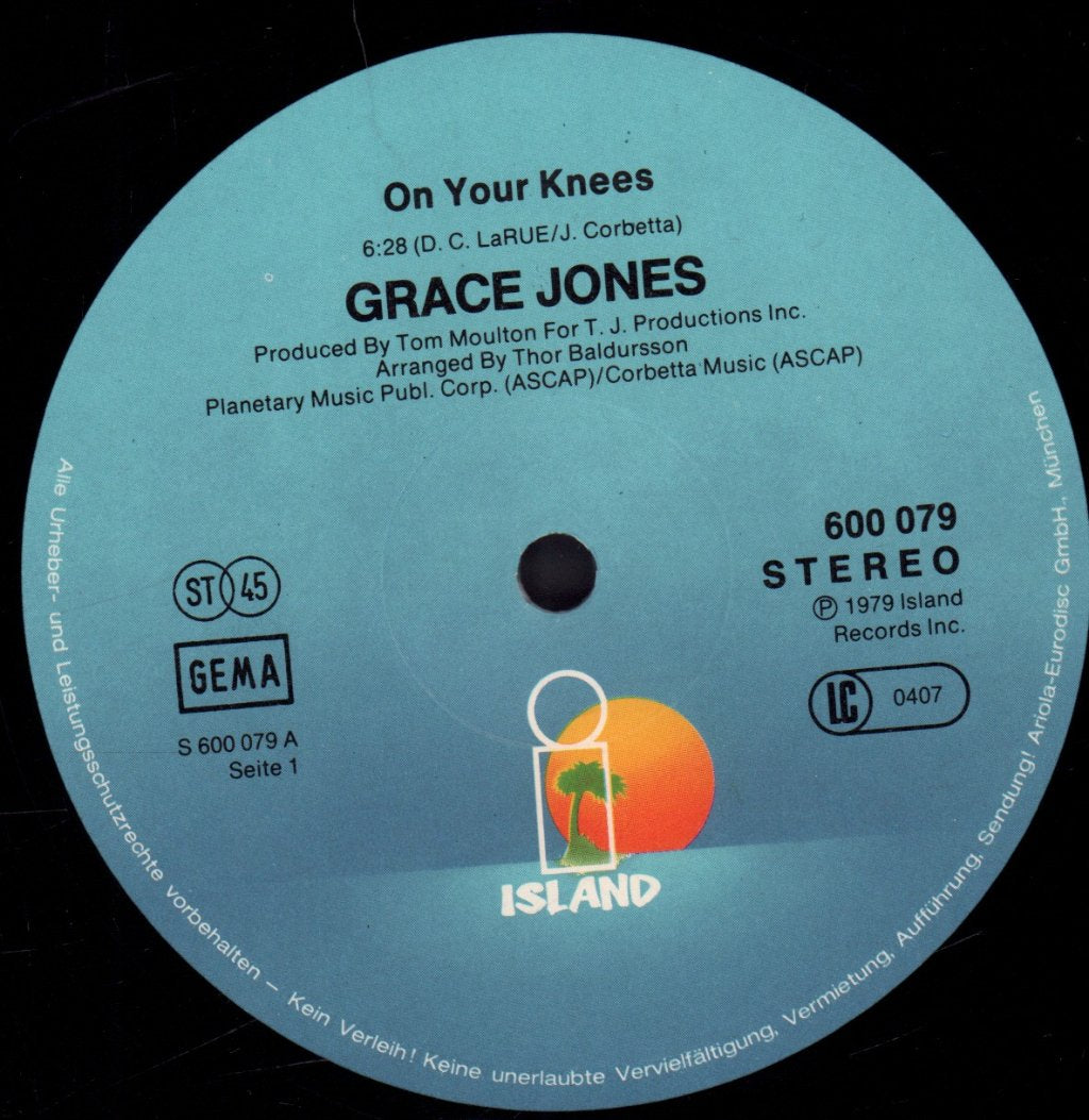 Grace Jones - On Your Knees - 12 Inch
