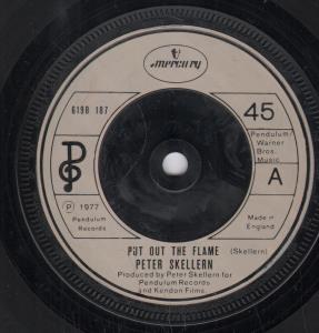 Peter Skellern - Put Out The Flame - 7 Inch