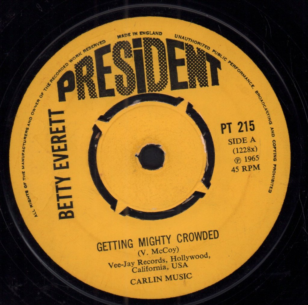 Betty Everett - Getting Mighty Crowded / It's In His Kiss (The Shoop Shoop Song) - 7 Inch
