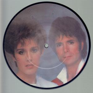 Sheila Walsh And Cliff Richard - Drifting - 7 Inch