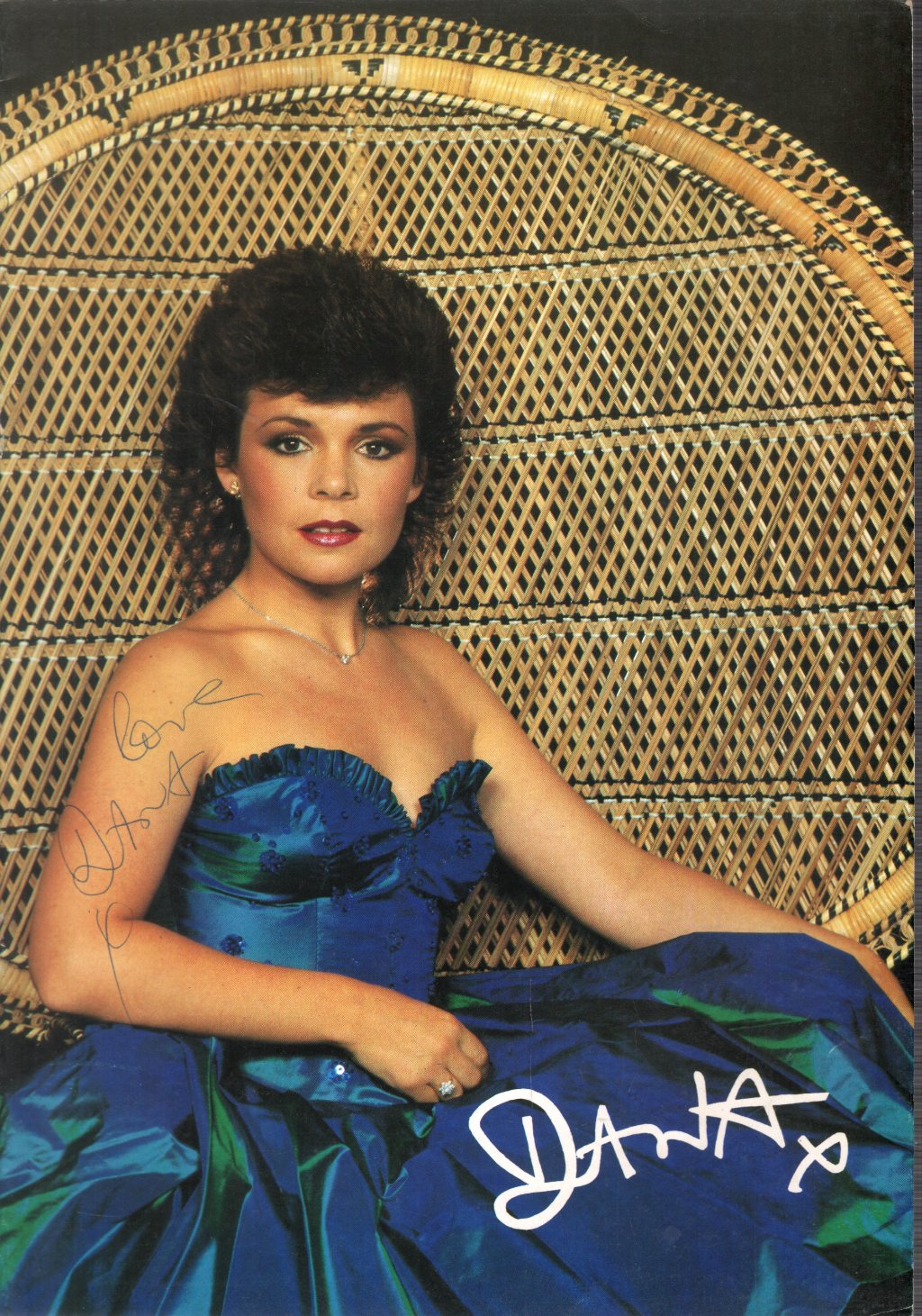 Dana - Dana - Tour Programme