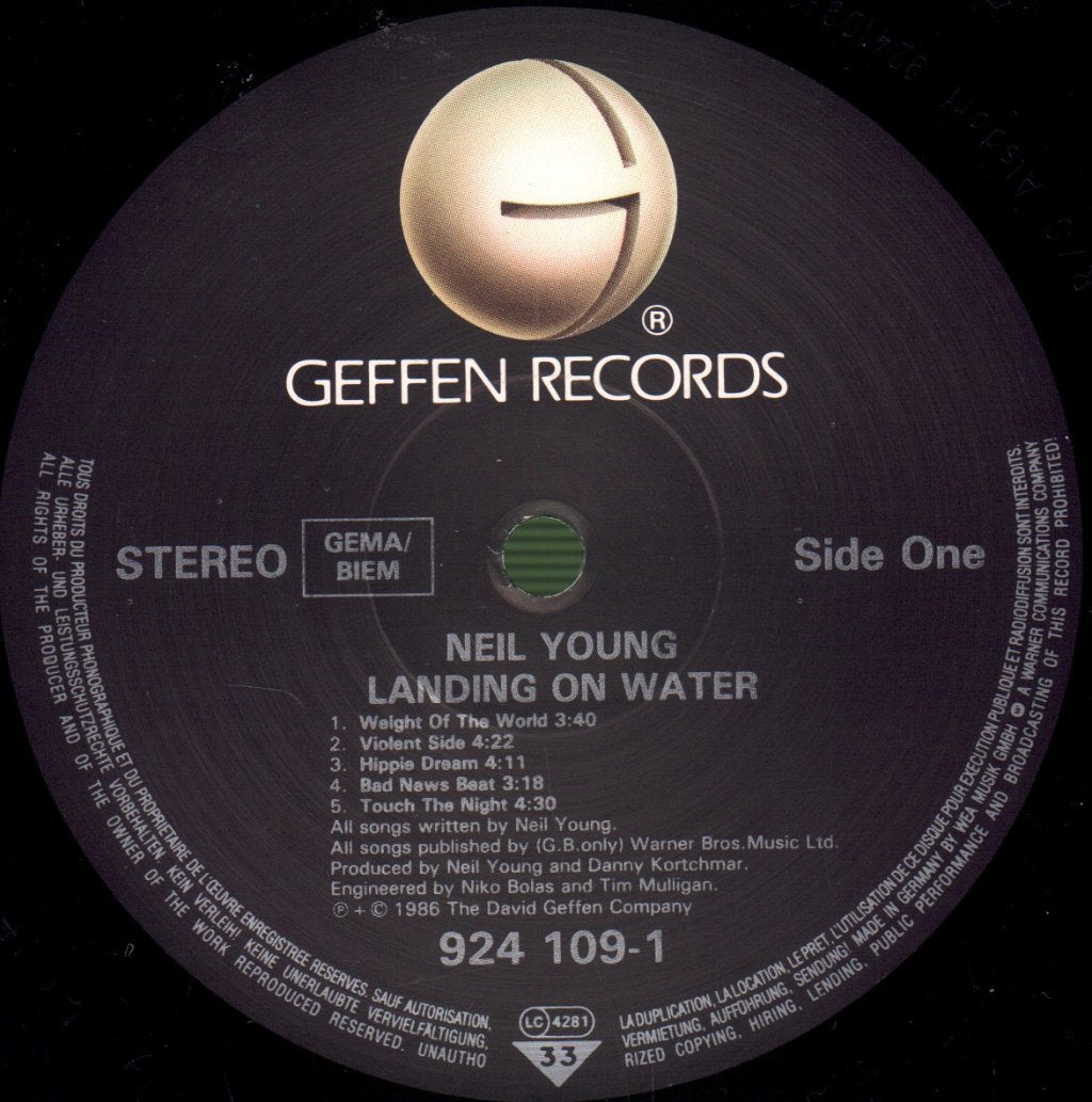 Neil Young - Landing On Water - Lp