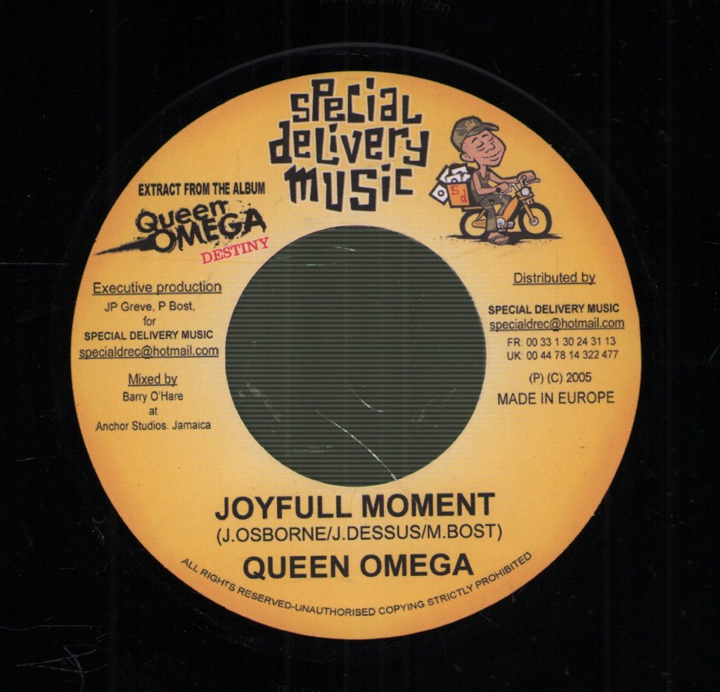 Queen Omega / Alpheus - Joyfull Moment / Because Of You - 7 Inch