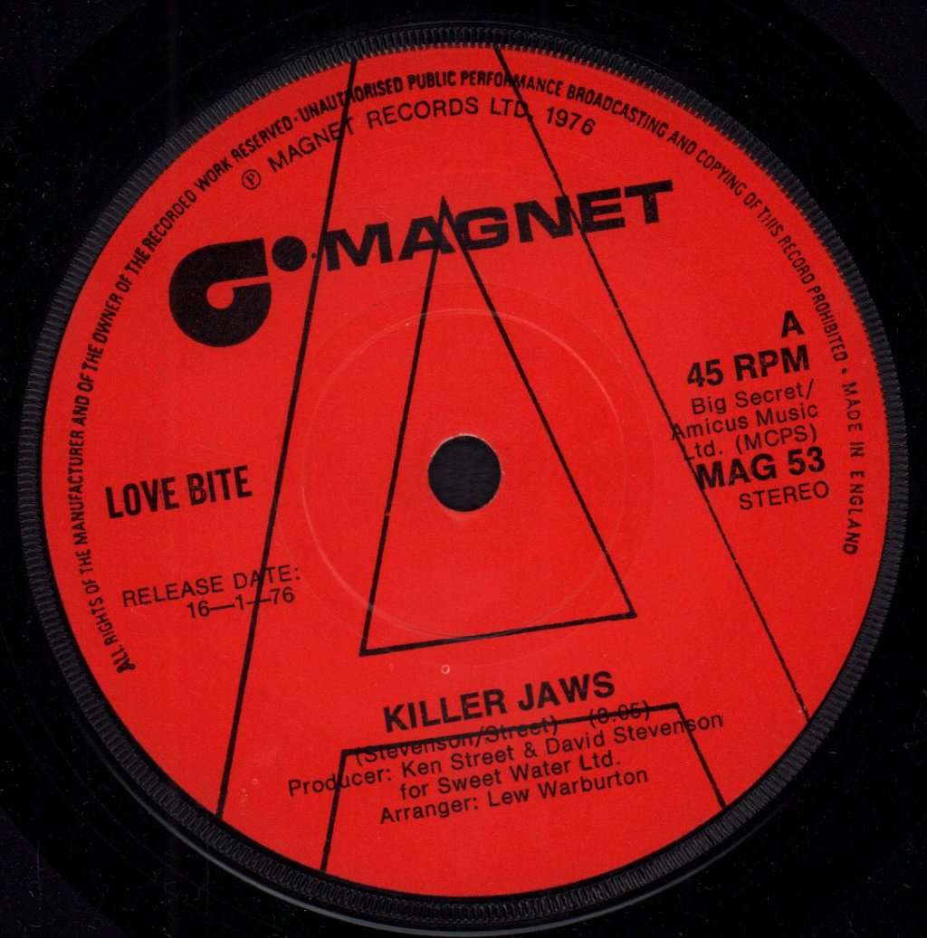 Love Bite - Killer Jaws - 7 Inch